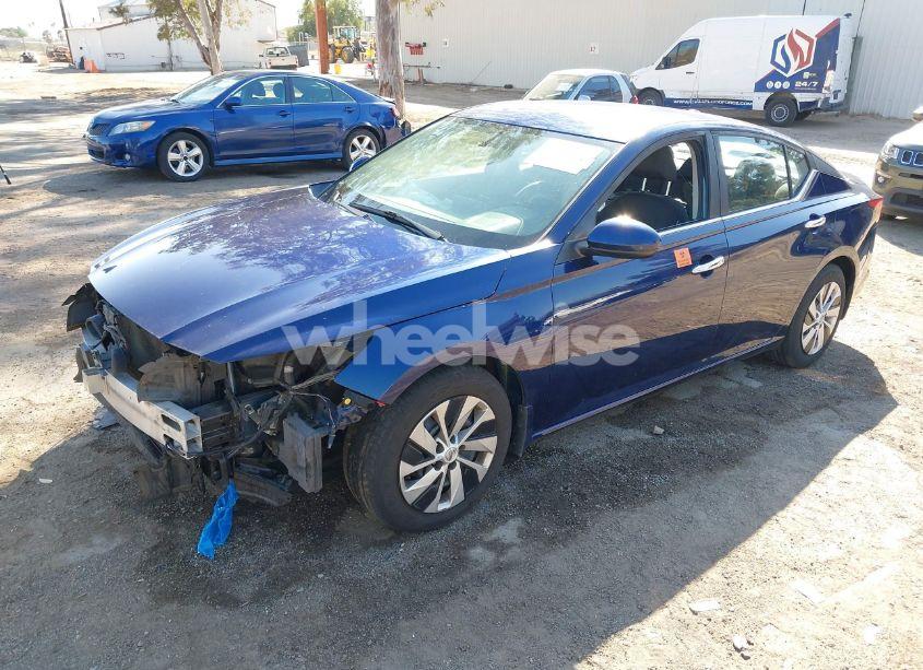 Photo 2 of 2019 Nissan Altima 2.5 S (VIN 1N4BL4BV7KN322923)