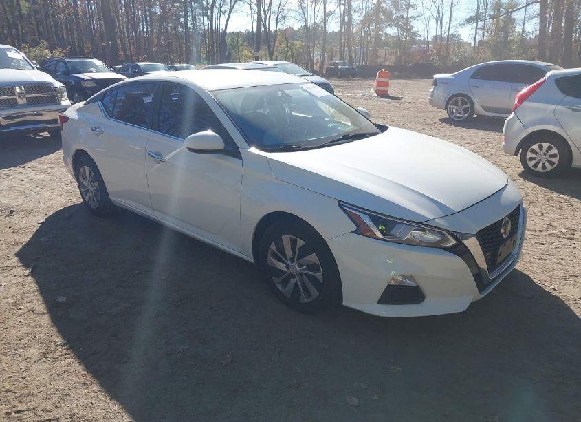 2019 Nissan Altima 2.5 S (VIN 1N4BL4BV7KN324509) main photo
