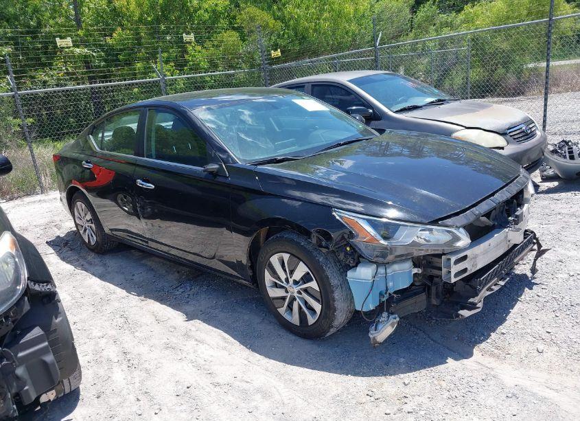 2020 Nissan Altima S FWD (VIN 1N4BL4BV7LC134433) main photo