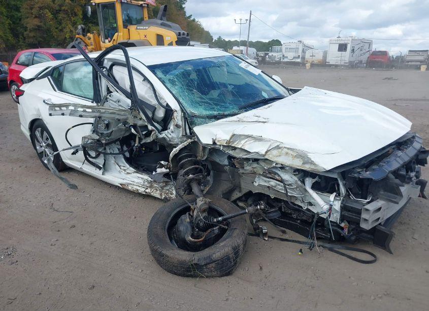 2020 Nissan Altima S FWD (VIN 1N4BL4BV7LC165875) main photo