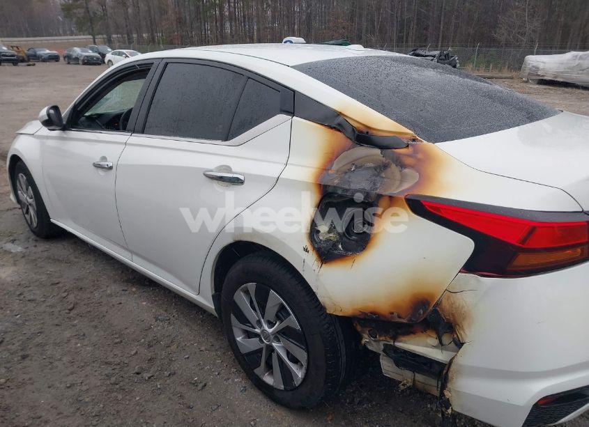 Photo 6 of 2020 Nissan Altima S FWD (VIN 1N4BL4BV7LC191246)