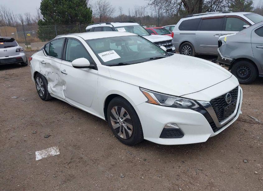 2020 Nissan Altima S FWD (VIN 1N4BL4BV7LC195894) main photo