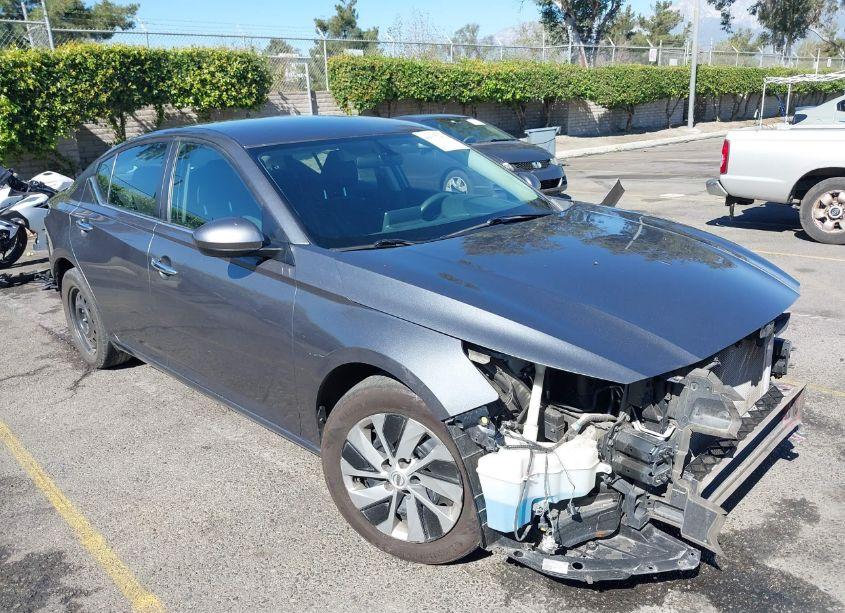2020 Nissan Altima S FWD (VIN 1N4BL4BV7LC200169) main photo