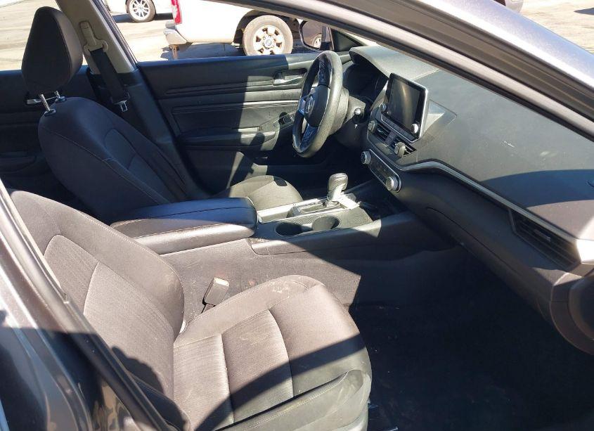 Photo 5 of 2020 Nissan Altima S FWD (VIN 1N4BL4BV7LC200169)