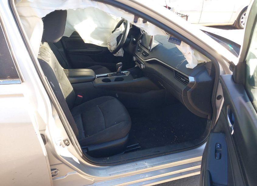 Photo 5 of 2020 Nissan Altima S FWD (VIN 1N4BL4BV7LC213603)