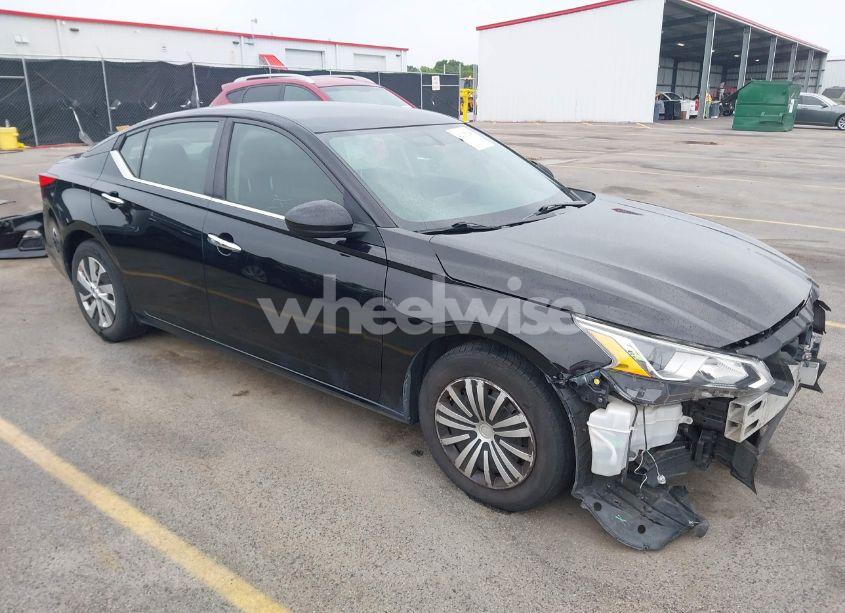 2020 Nissan Altima S FWD (VIN 1N4BL4BV7LC218686) main photo