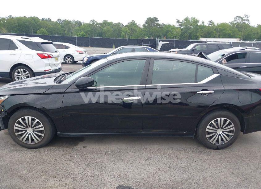 Photo 15 of 2020 Nissan Altima S FWD (VIN 1N4BL4BV7LC218686)