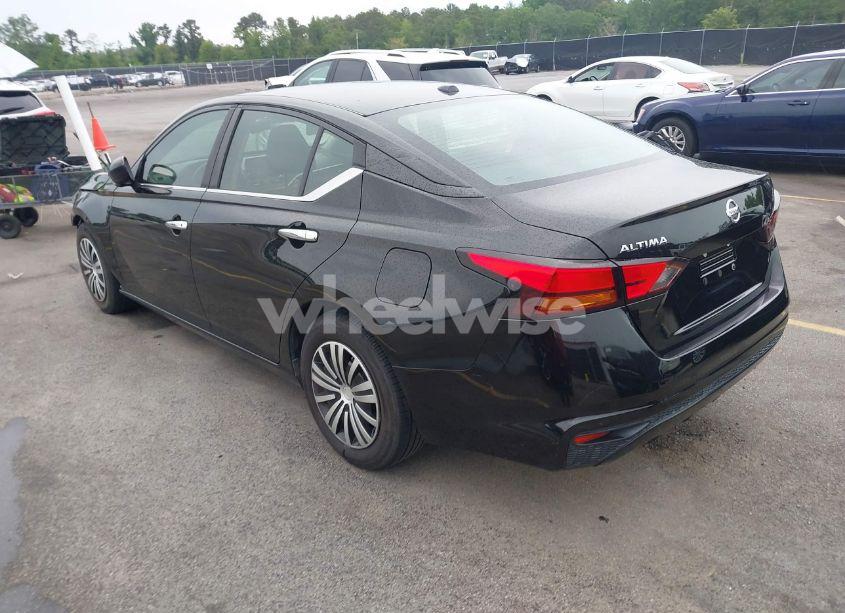 Photo 3 of 2020 Nissan Altima S FWD (VIN 1N4BL4BV7LC218686)