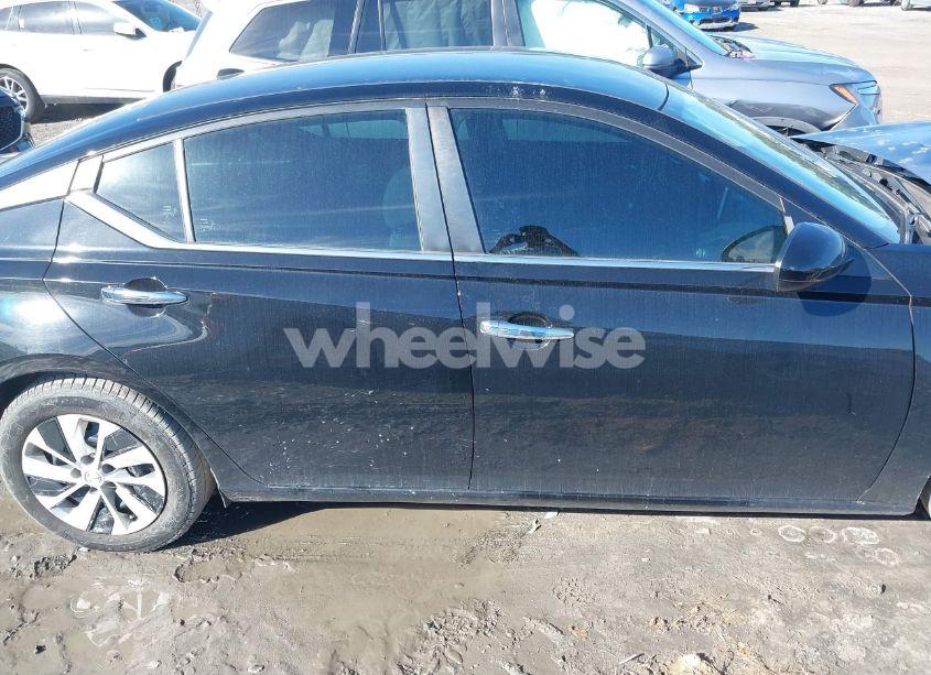 Photo 13 of 2020 Nissan Altima S FWD (VIN 1N4BL4BV7LC222754)