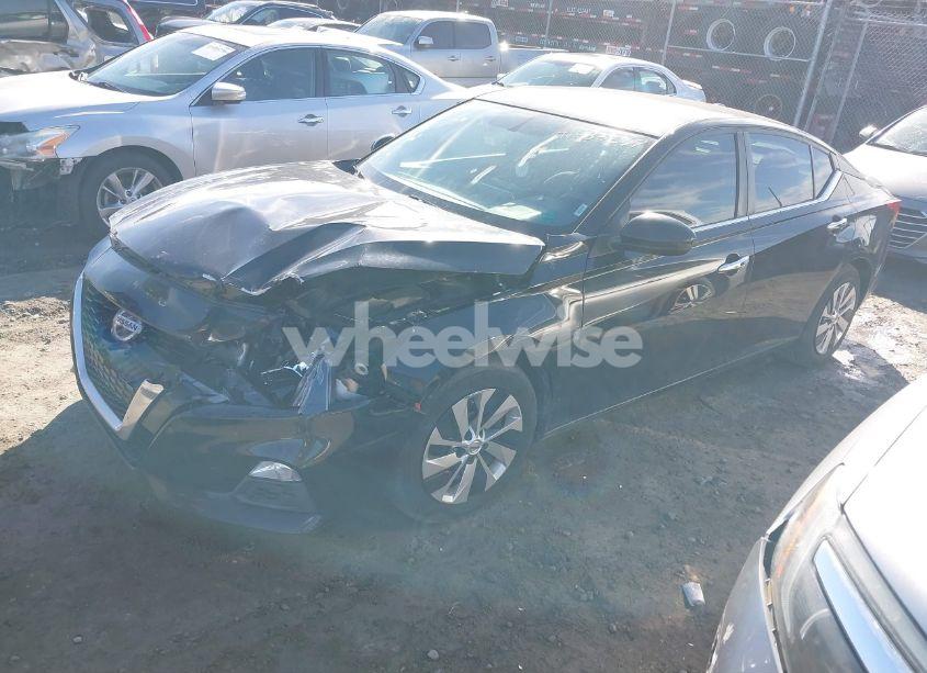 Photo 2 of 2020 Nissan Altima S FWD (VIN 1N4BL4BV7LC222754)