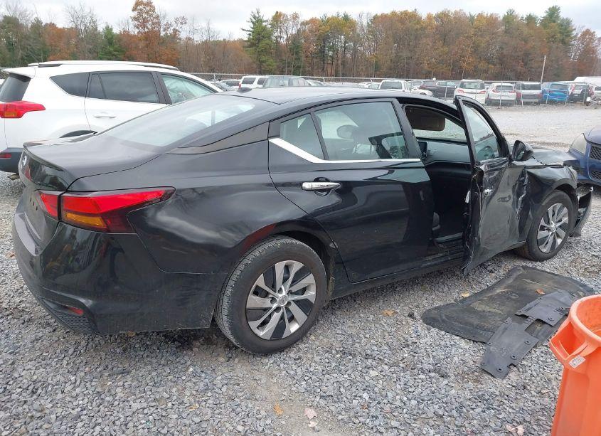 Photo 4 of 2020 Nissan Altima S FWD (VIN 1N4BL4BV7LC235200)