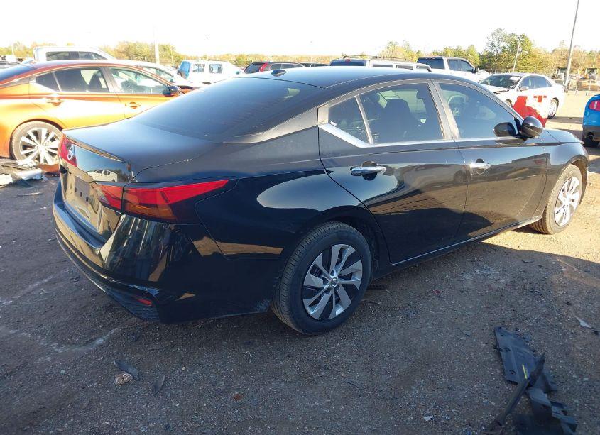 Photo 4 of 2020 Nissan Altima S FWD (VIN 1N4BL4BV7LC243166)