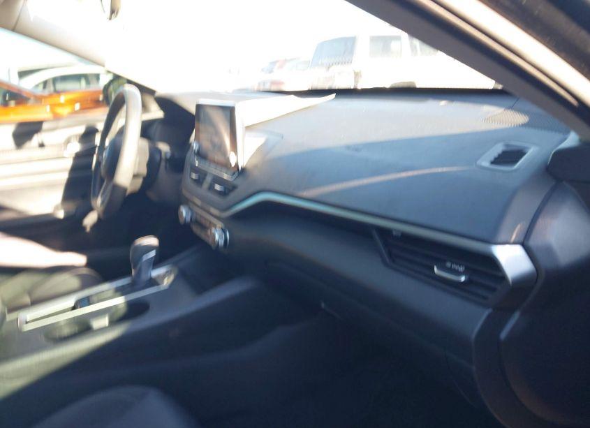 Photo 5 of 2020 Nissan Altima S FWD (VIN 1N4BL4BV7LC243166)