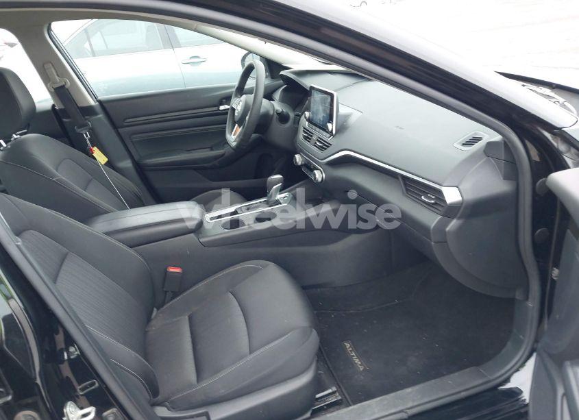 Photo 5 of 2020 Nissan Altima S FWD (VIN 1N4BL4BV7LC280508)