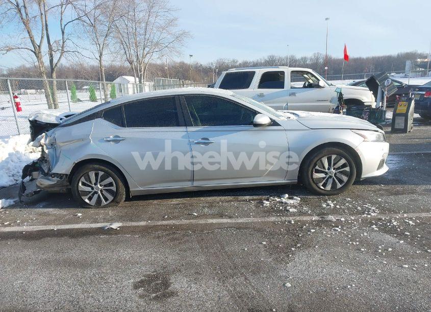 Photo 13 of 2020 Nissan Altima S FWD (VIN 1N4BL4BV7LN301989)