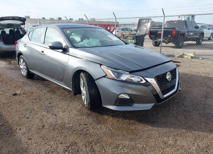 2020 Nissan Altima S FWD (VIN 1N4BL4BV7LN318341) main photo