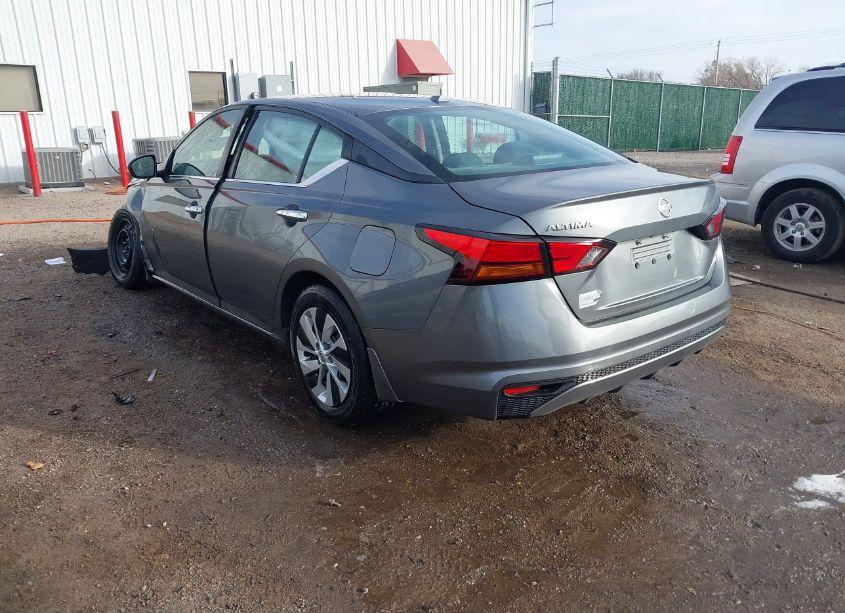 Photo 3 of 2020 Nissan Altima S FWD (VIN 1N4BL4BV7LN318341)