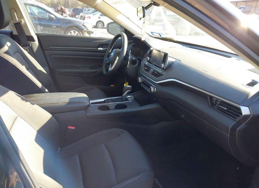 Photo 5 of 2021 Nissan Altima S FWD (VIN 1N4BL4BV7MN346822)