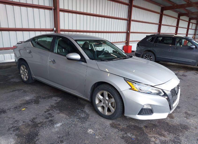 2021 Nissan Altima S FWD (VIN 1N4BL4BV7MN357139) main photo