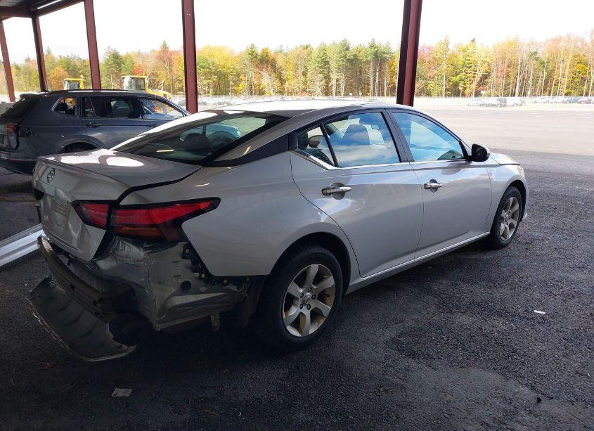 Photo 4 of 2021 Nissan Altima S FWD (VIN 1N4BL4BV7MN357139)