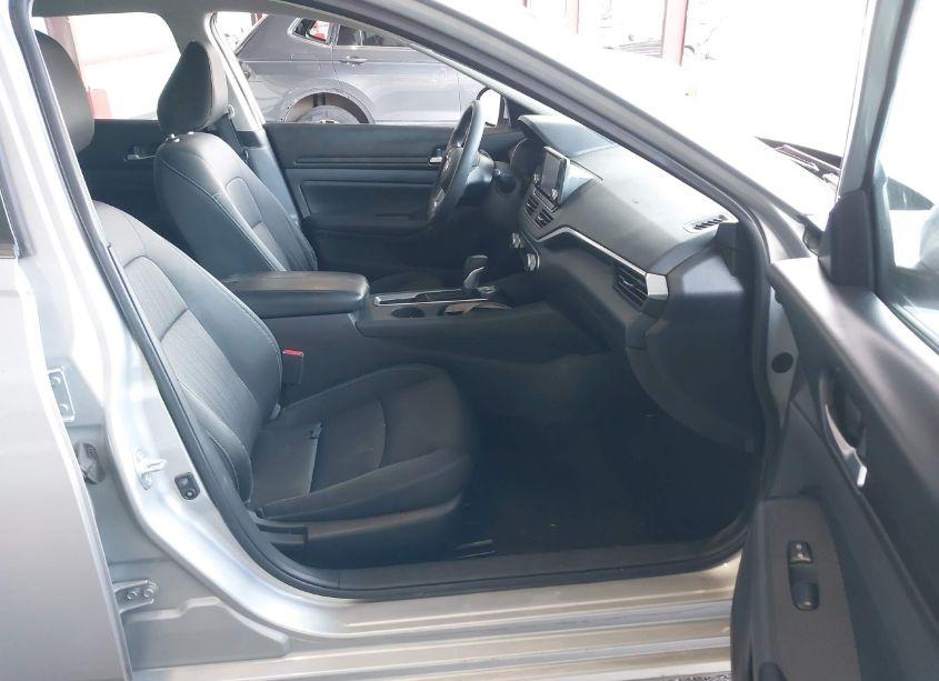 Photo 5 of 2021 Nissan Altima S FWD (VIN 1N4BL4BV7MN357139)