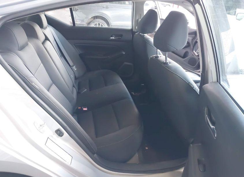 Photo 8 of 2021 Nissan Altima S FWD (VIN 1N4BL4BV7MN357139)