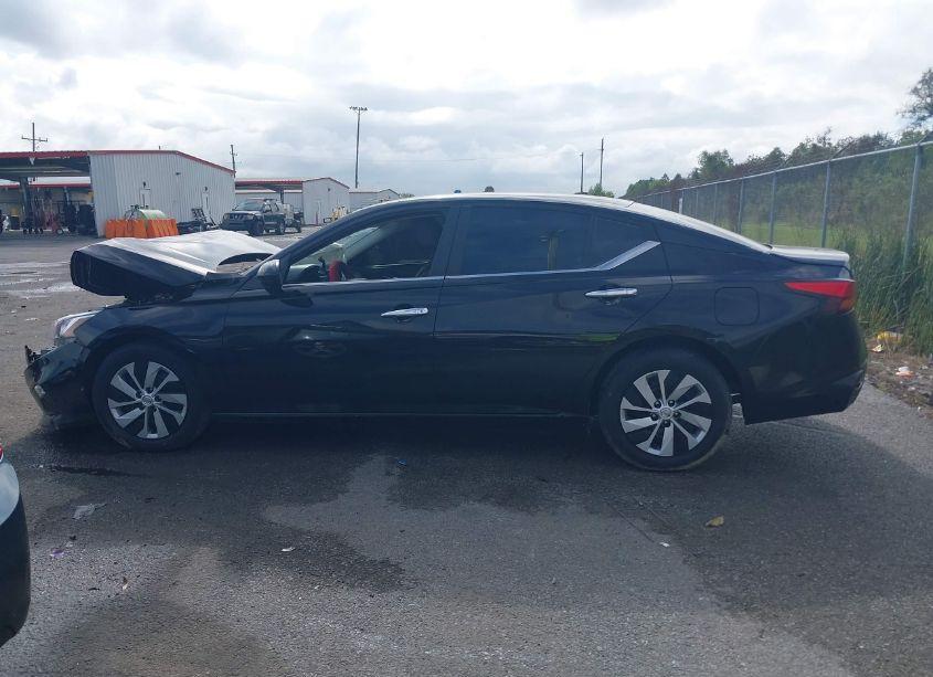 Photo 14 of 2021 Nissan Altima S FWD (VIN 1N4BL4BV7MN373146)