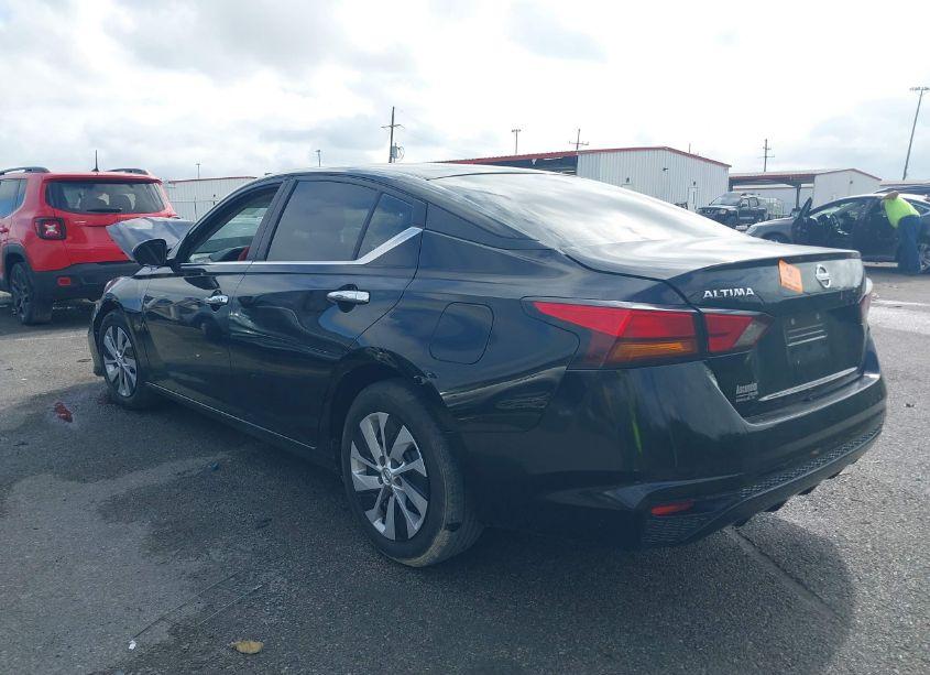 Photo 3 of 2021 Nissan Altima S FWD (VIN 1N4BL4BV7MN373146)