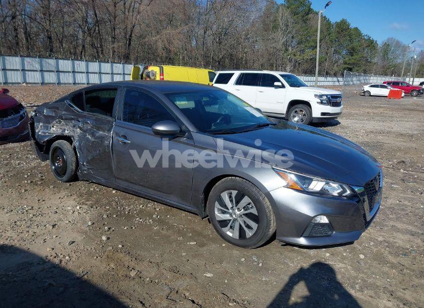 2021 Nissan Altima S FWD (VIN 1N4BL4BV7MN385961) main photo