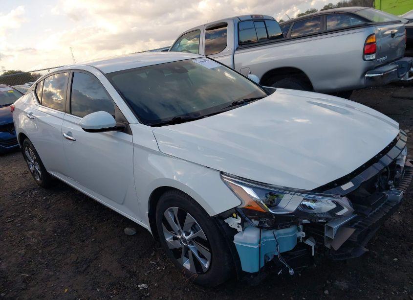 2021 Nissan Altima S FWD (VIN 1N4BL4BV7MN408333) main photo