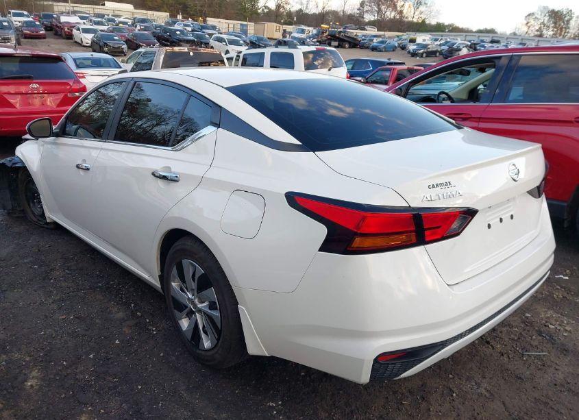 Photo 3 of 2021 Nissan Altima S FWD (VIN 1N4BL4BV7MN408333)