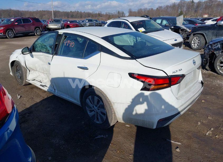 Photo 3 of 2022 Nissan Altima S FWD (VIN 1N4BL4BV7NN325115)