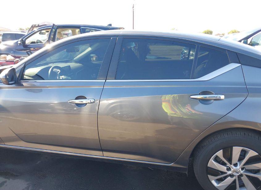 Photo 14 of 2022 Nissan Altima S FWD (VIN 1N4BL4BV7NN375433)