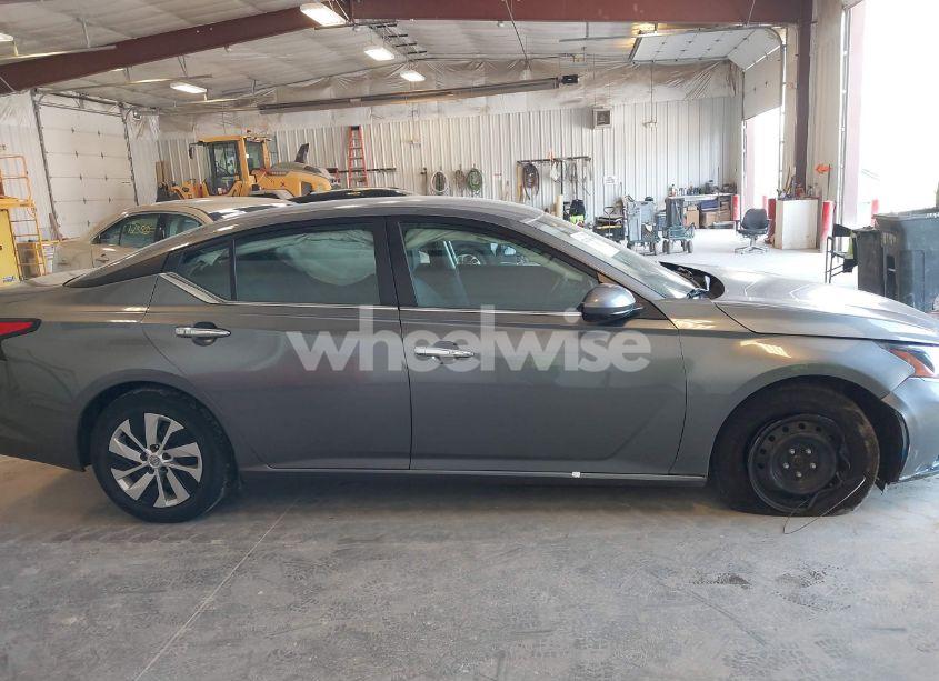 Photo 13 of 2023 Nissan Altima S FWD (VIN 1N4BL4BV7PN403654)