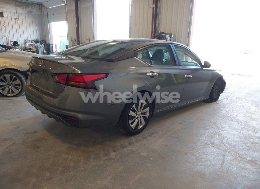Photo 4 of 2023 Nissan Altima S FWD (VIN 1N4BL4BV7PN403654)