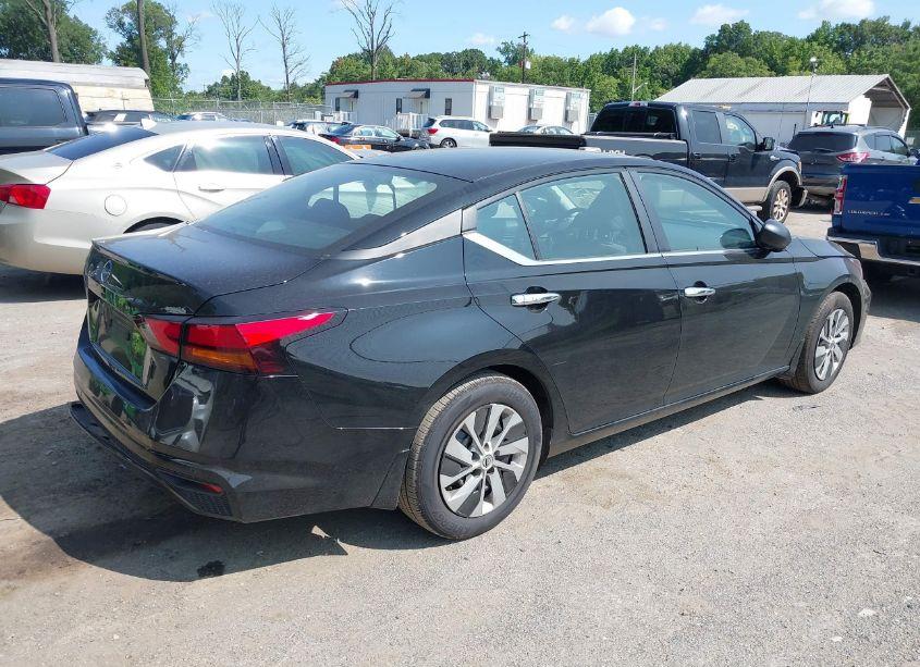 Photo 4 of 2024 Nissan Altima S FWD (VIN 1N4BL4BV7RN342048)