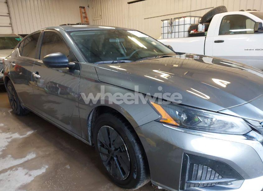 Photo 13 of 2024 Nissan Altima S FWD (VIN 1N4BL4BV7RN373042)