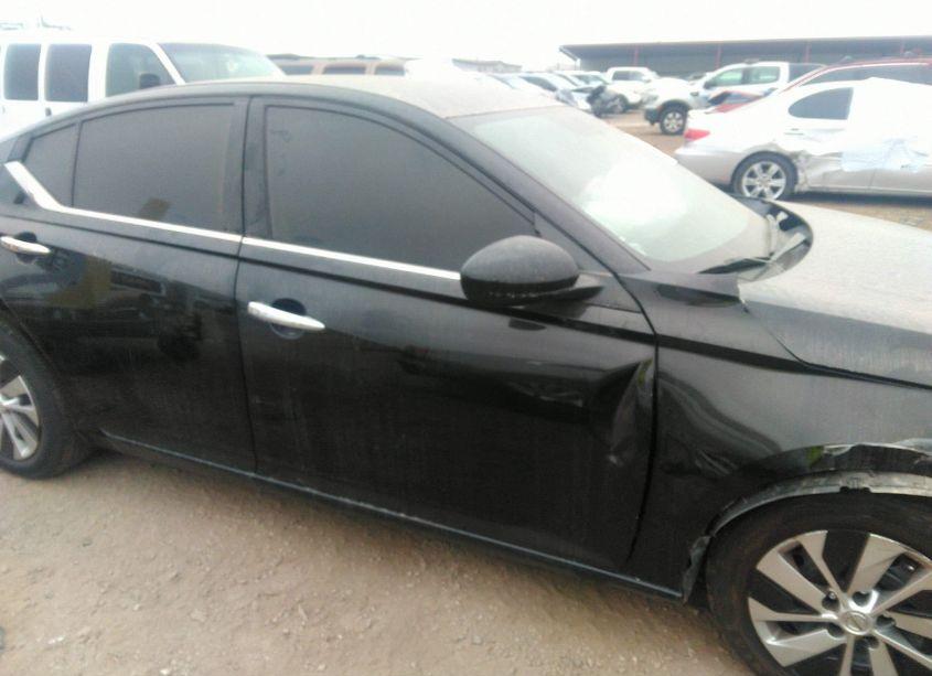 Photo 14 of 2019 Nissan Altima 2.5 S (VIN 1N4BL4BV8KC115629)