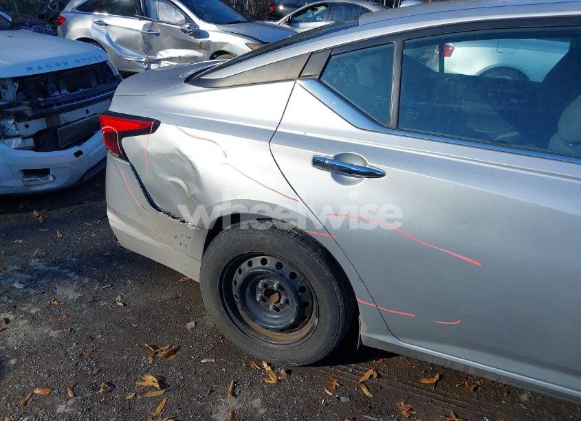 Photo 19 of 2019 Nissan Altima 2.5 S (VIN 1N4BL4BV8KC125657)