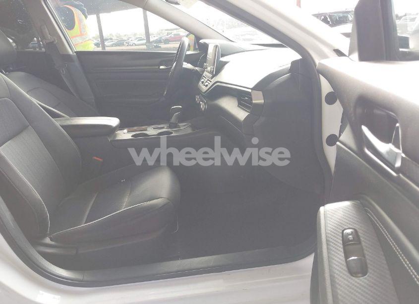 Photo 5 of 2019 Nissan Altima 2.5 S (VIN 1N4BL4BV8KC190265)