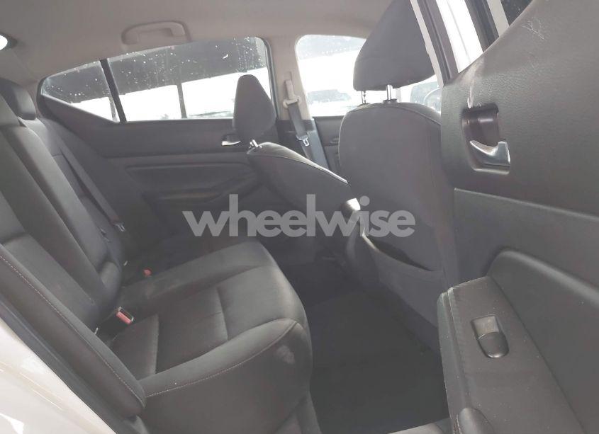 Photo 8 of 2019 Nissan Altima 2.5 S (VIN 1N4BL4BV8KC190265)