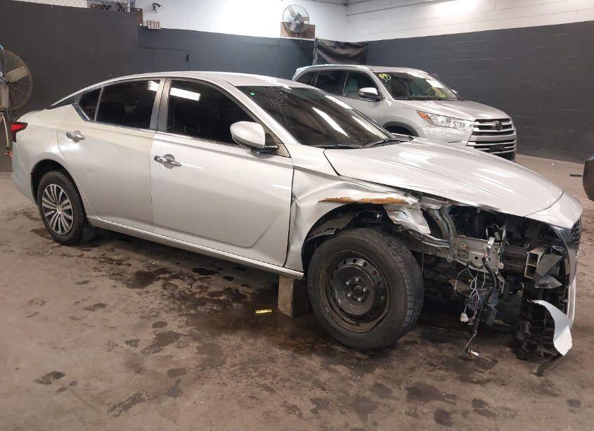 Photo 6 of 2019 Nissan Altima 2.5 S (VIN 1N4BL4BV8KC211289)