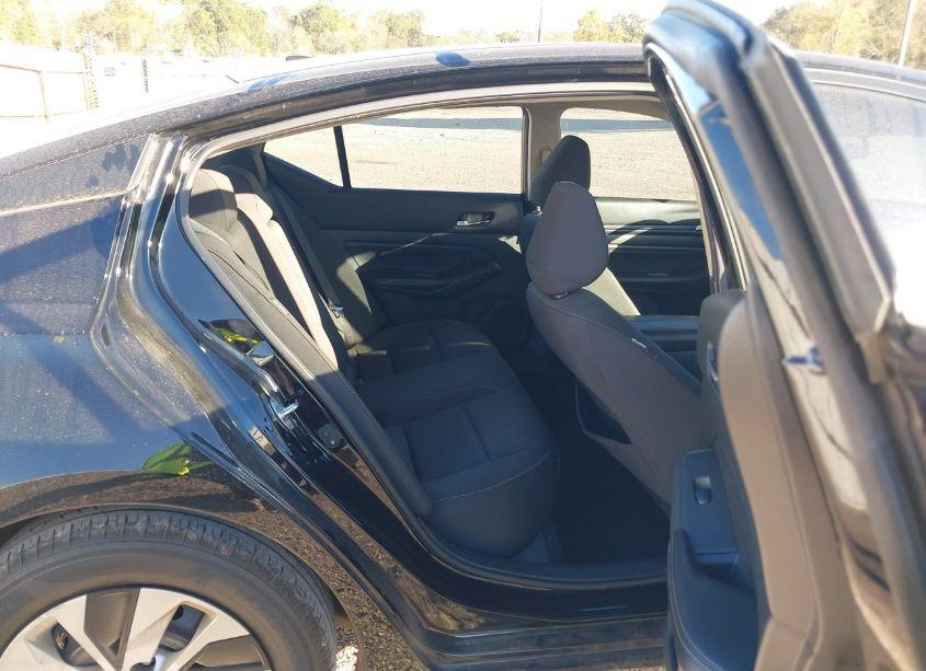 Photo 8 of 2019 Nissan Altima 2.5 S (VIN 1N4BL4BV8KC226522)