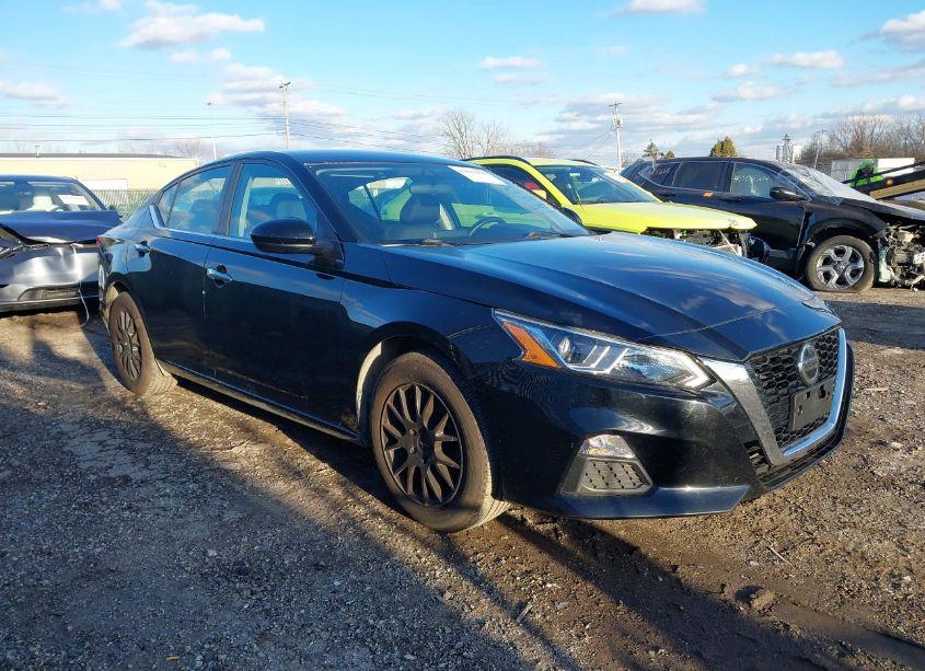 2019 Nissan Altima 2.5 S (VIN 1N4BL4BV8KC229999) main photo