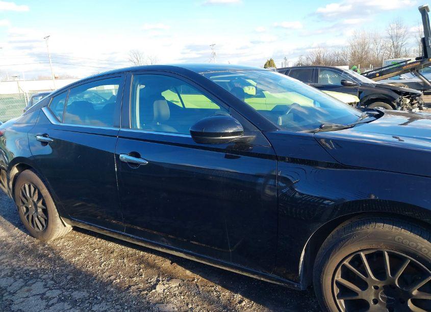 Photo 13 of 2019 Nissan Altima 2.5 S (VIN 1N4BL4BV8KC229999)