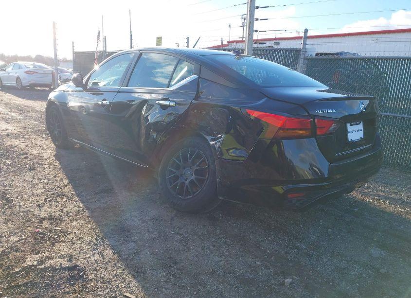 Photo 3 of 2019 Nissan Altima 2.5 S (VIN 1N4BL4BV8KC229999)