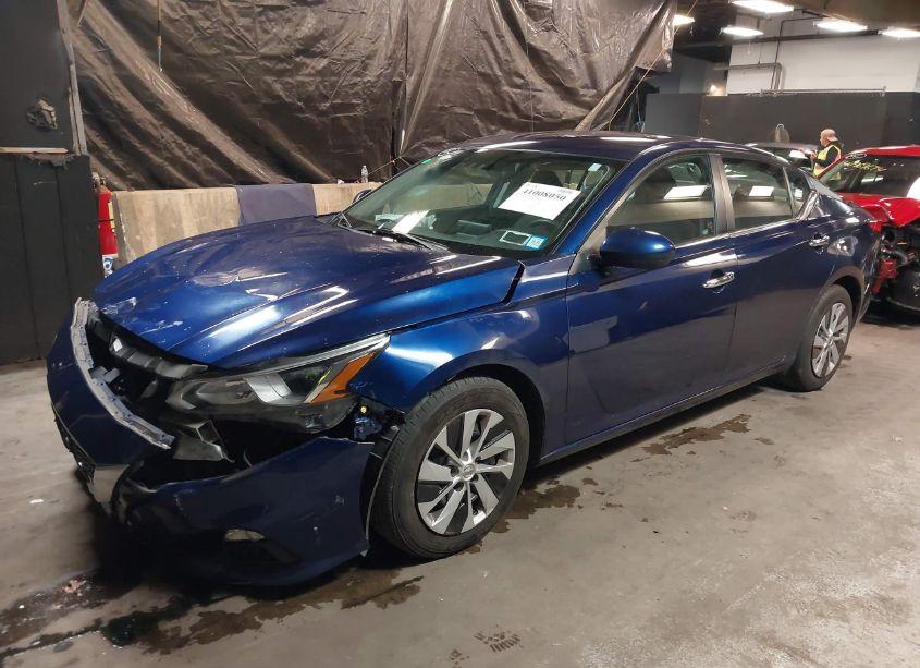 Photo 2 of 2019 Nissan Altima 2.5 S (VIN 1N4BL4BV8KN317097)