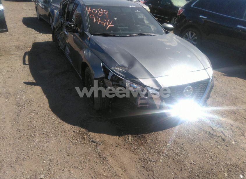 2019 Nissan Altima 2.5 S (VIN 1N4BL4BV8KN322462) main photo