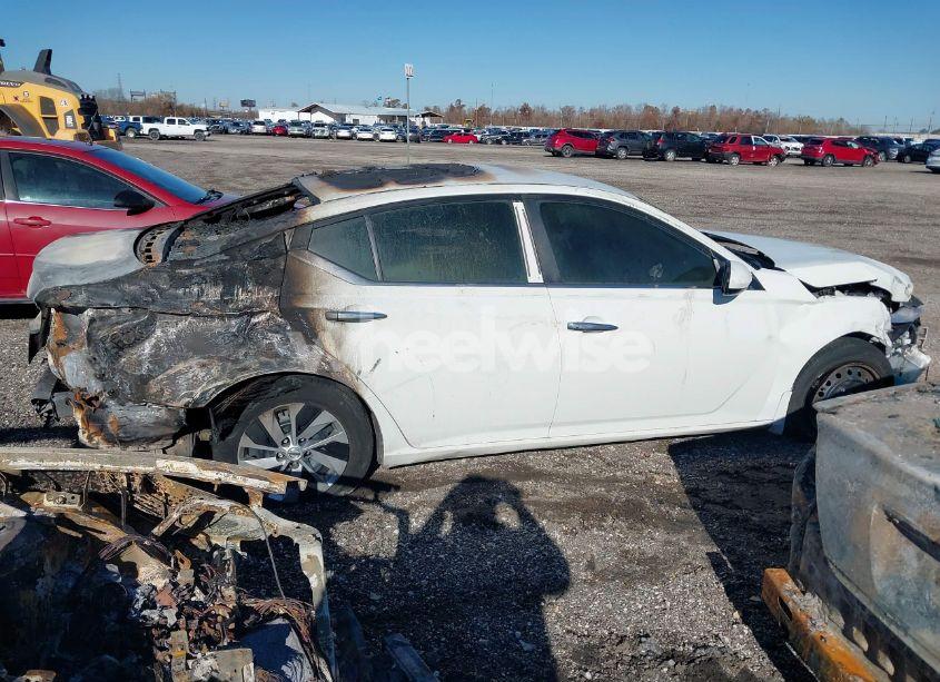 Photo 13 of 2019 Nissan Altima 2.5 S (VIN 1N4BL4BV8KN325572)