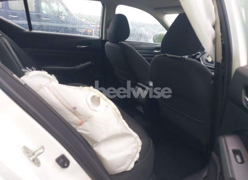 Photo 8 of 2020 Nissan Altima S FWD (VIN 1N4BL4BV8LC135803)